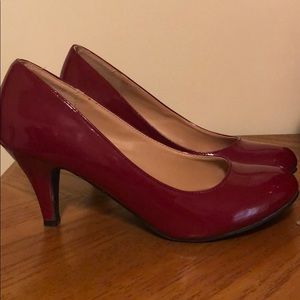 Red Journee Collection Heels - 8.5